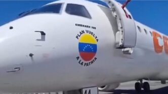 Arrivano a Fort Bliss i primi aerei di Conviasa per rimpatriare i migranti venezuelani