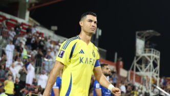 Cristiano Ronaldo allunga il suo contratto con l’al-nassr: intesa fino a giugno 2026