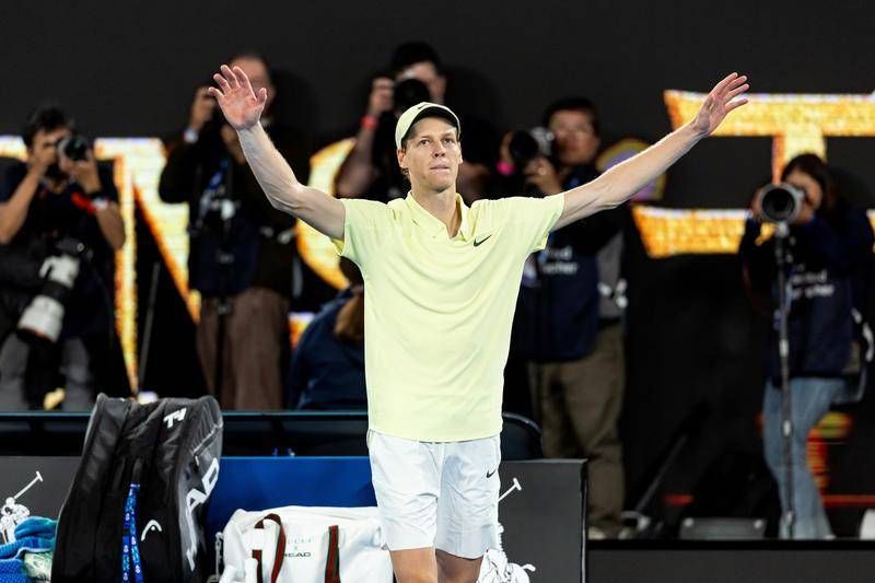 Jannik Sinner mantiene la vetta del ranking ATP nonostante l’assenza a Rotterdam