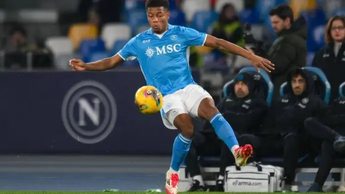 Napoli in difficoltà: il drammatico infortunio di David Neres complica la corsa scudetto